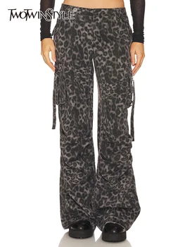TWOTWINSTYLE Прямые брюки с леопардовым принтом Colorblock для женщин Высокая талия Пэчворк Карман Шикарные широкие штанины Брюки женские новые